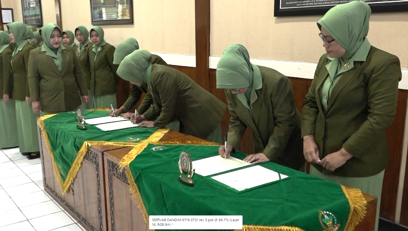 Ny. Deby Purnomosidi Memimpin Sertijab Dua Ketua Persit KCK Jajaran Koorcab Rem 073 PD IV/Diponegoro